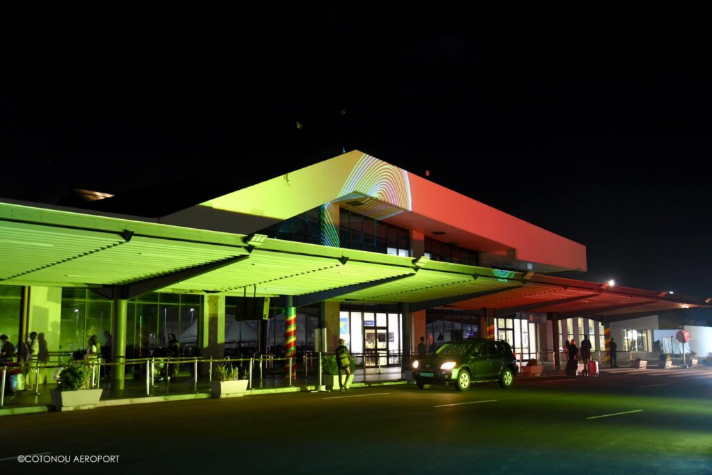 Cotonou , Aéroport