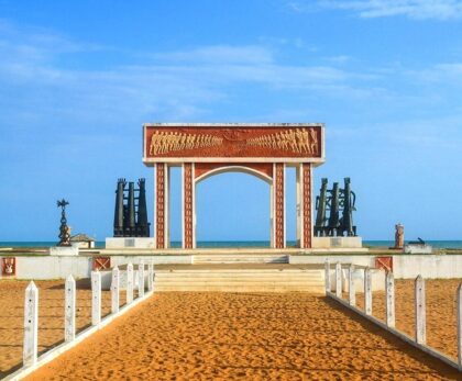Le Bénin est-il une bonne destination touristique, Le Bénin est-il une bonne destination touristique, La porte du Non Retour sur la Route des Esclaves Ouidah, Bénin