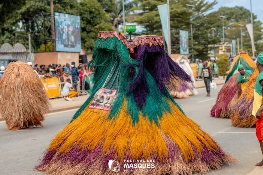 Zangbeto au Festival des Masques de Porto-Novo Bénin